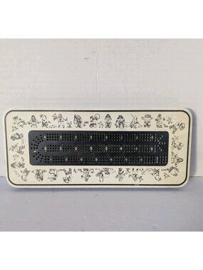 Vintage BOMA Cribbage Board – Made in Canada – Inuit Motif – Includes 9 Pegs